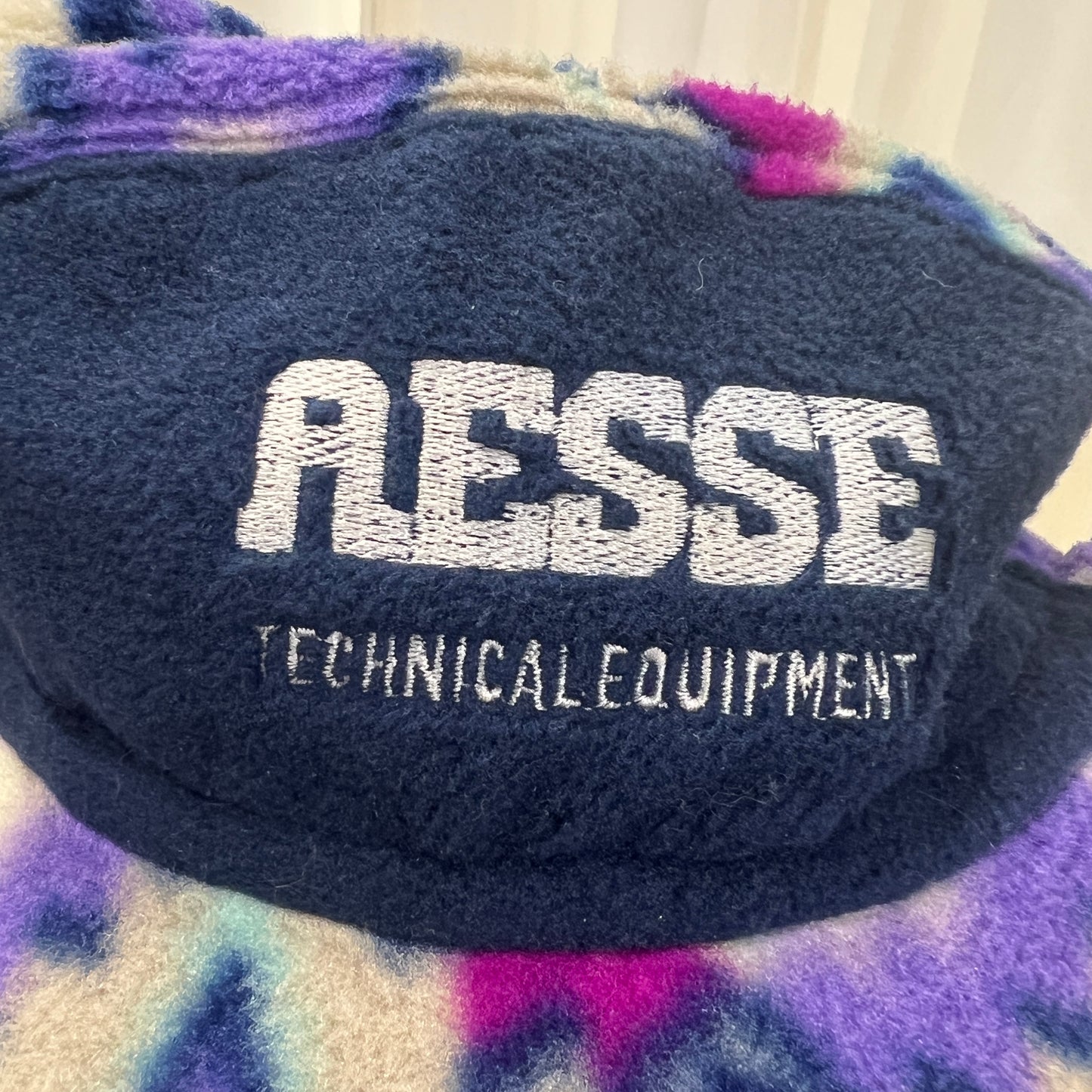 aesse 90s purple white neon fleece scarf and hat