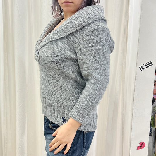 abercrombie&fitch 00s grey wool v neck sweater
