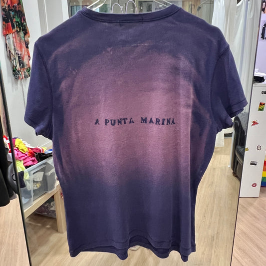 pavoni fantastici e dove trovarli - hand-bleached reworked second-hand tshirt