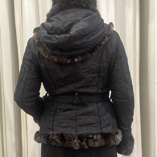 enry conf. 00s black crinkled zip up quilted jacket with brown faux fur trim