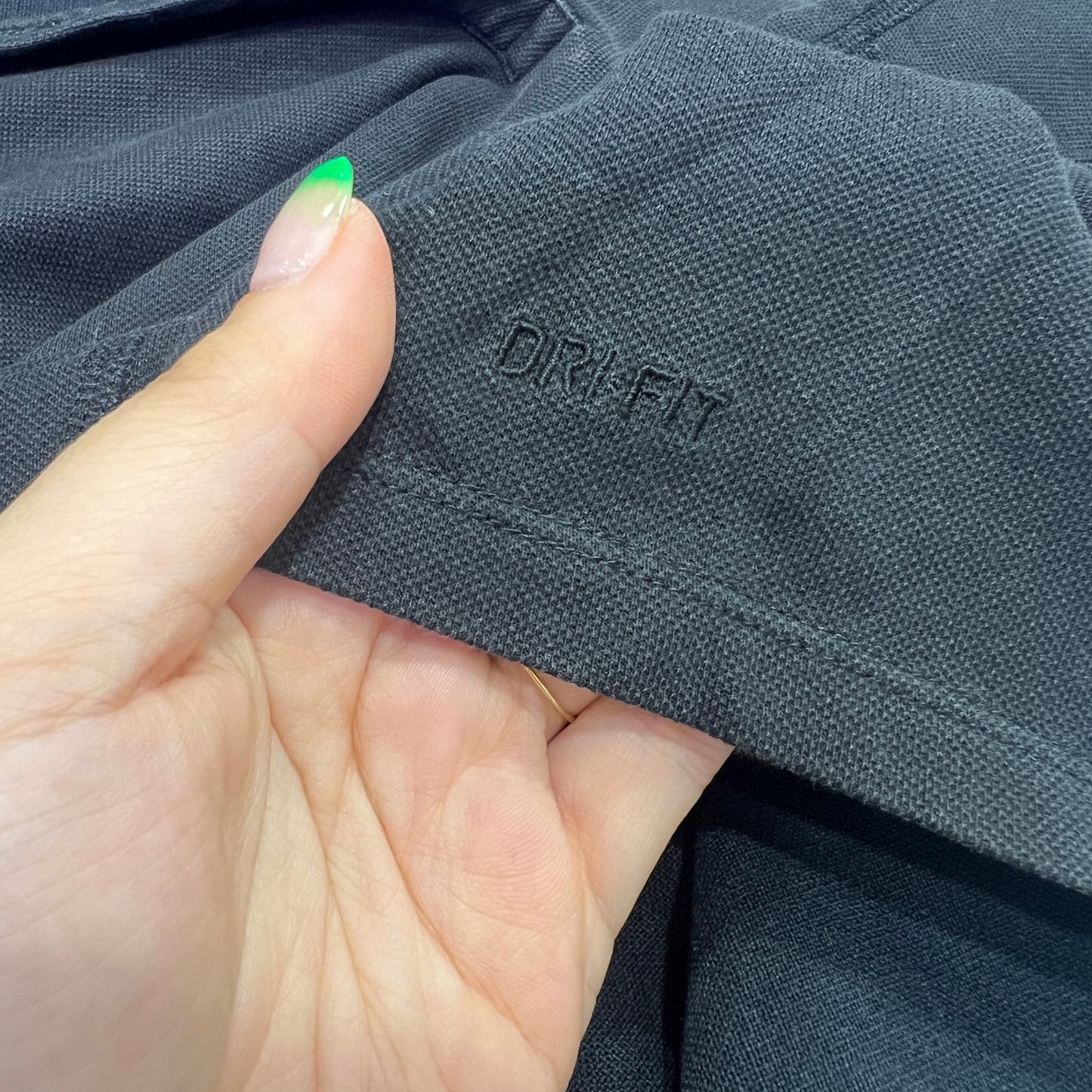 nike 00s black dri-fit short sleeve polo tshirt