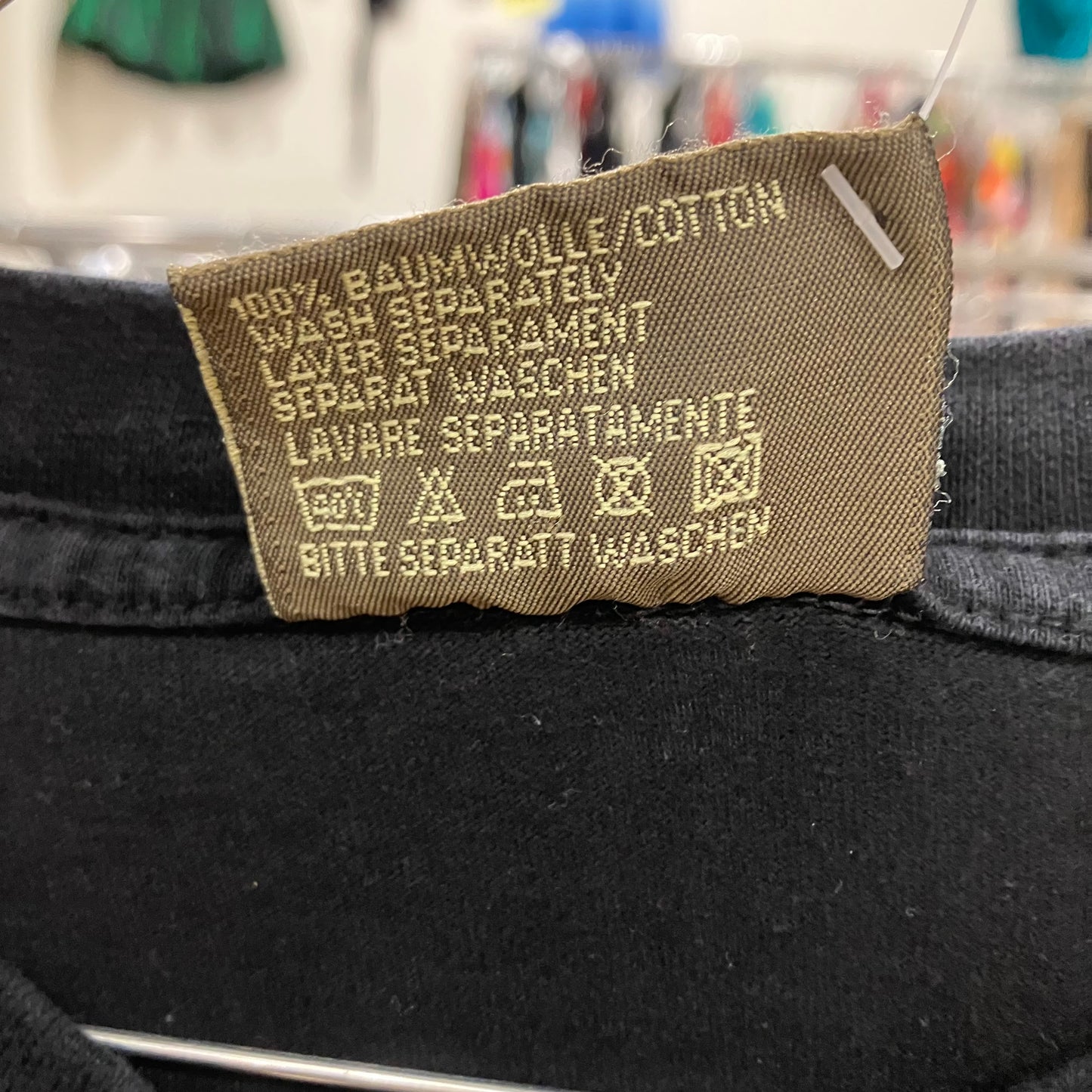 suzuki sanmarino black tee with white blue logo