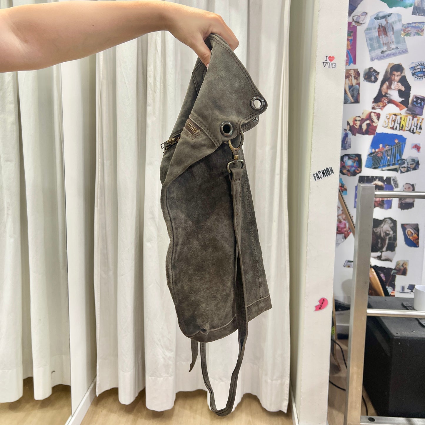 zen 00s topey brown suede crossbody bag