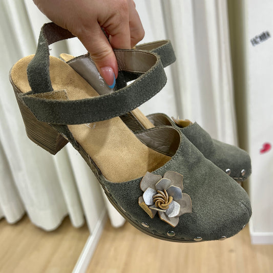 rieker 00s grey suede wooden clog heel sandals