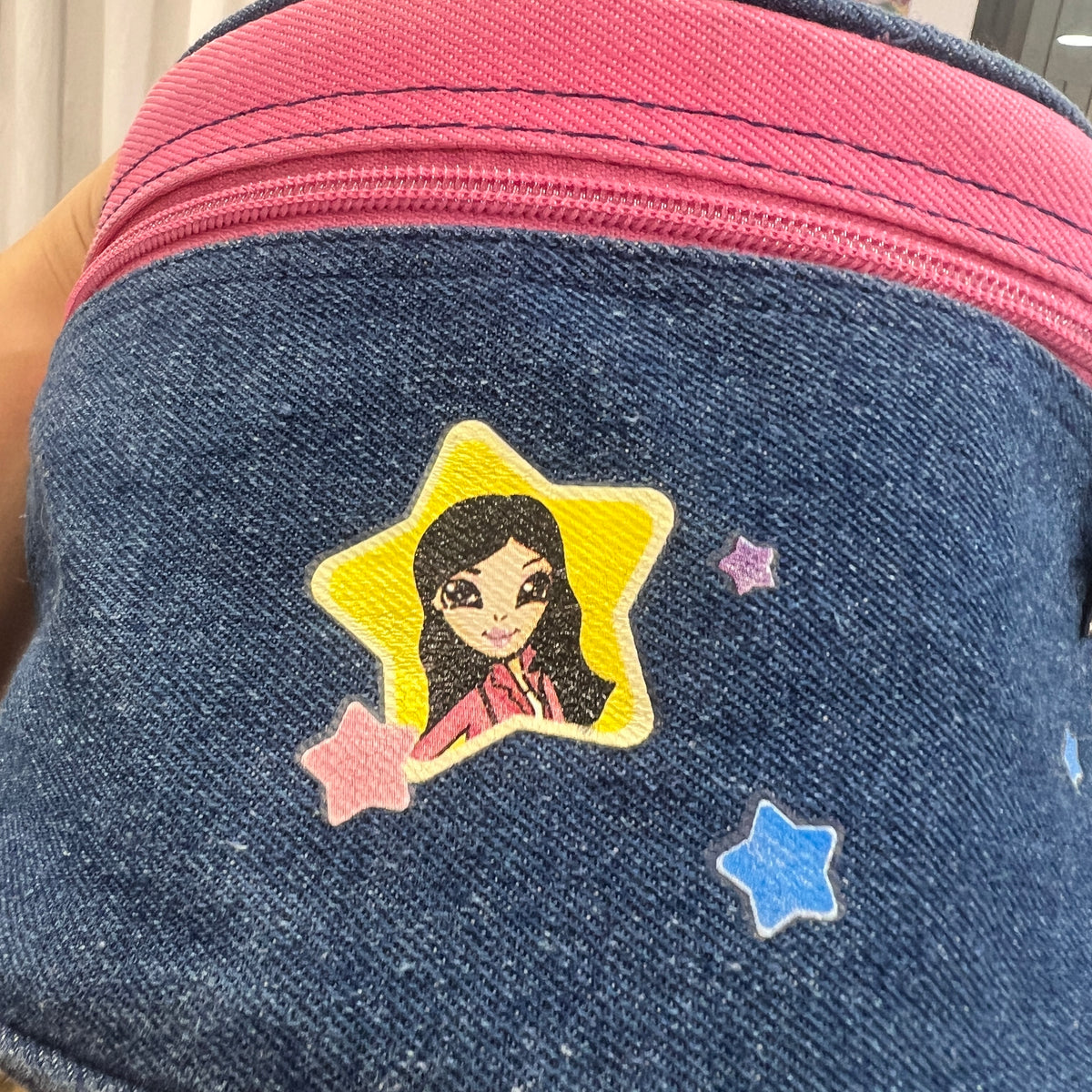 00s dark wash denim round beauty case with pink zipper