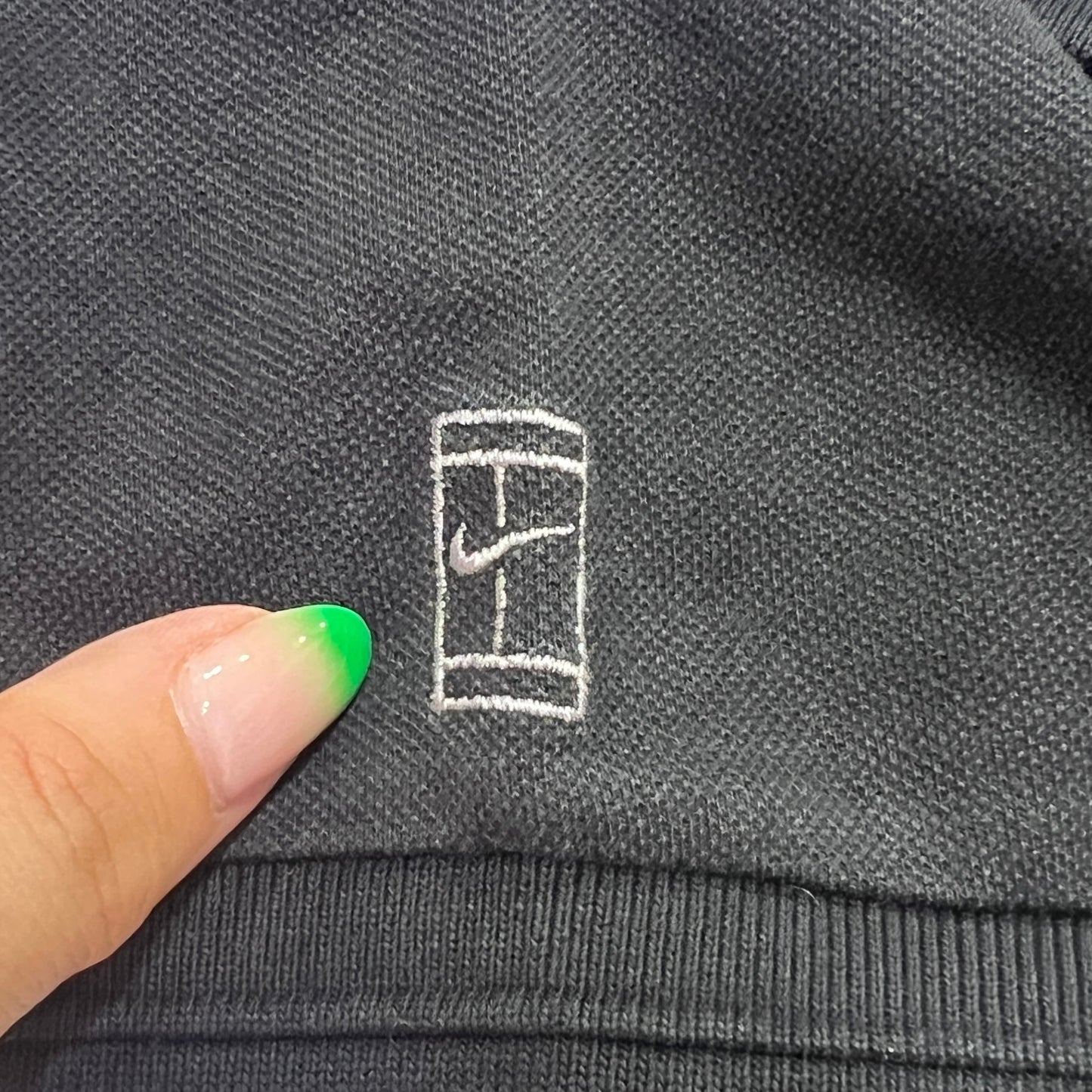 nike 00s black dri-fit short sleeve polo tshirt