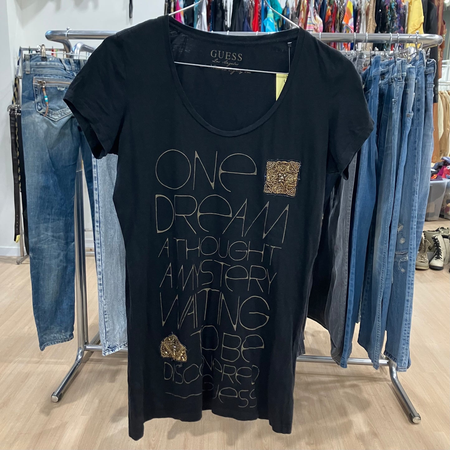 guess 00s black tee with gold lettering and embroidery