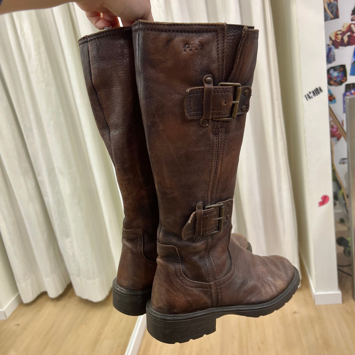 zen 00s brown leather knee high boots with buckles