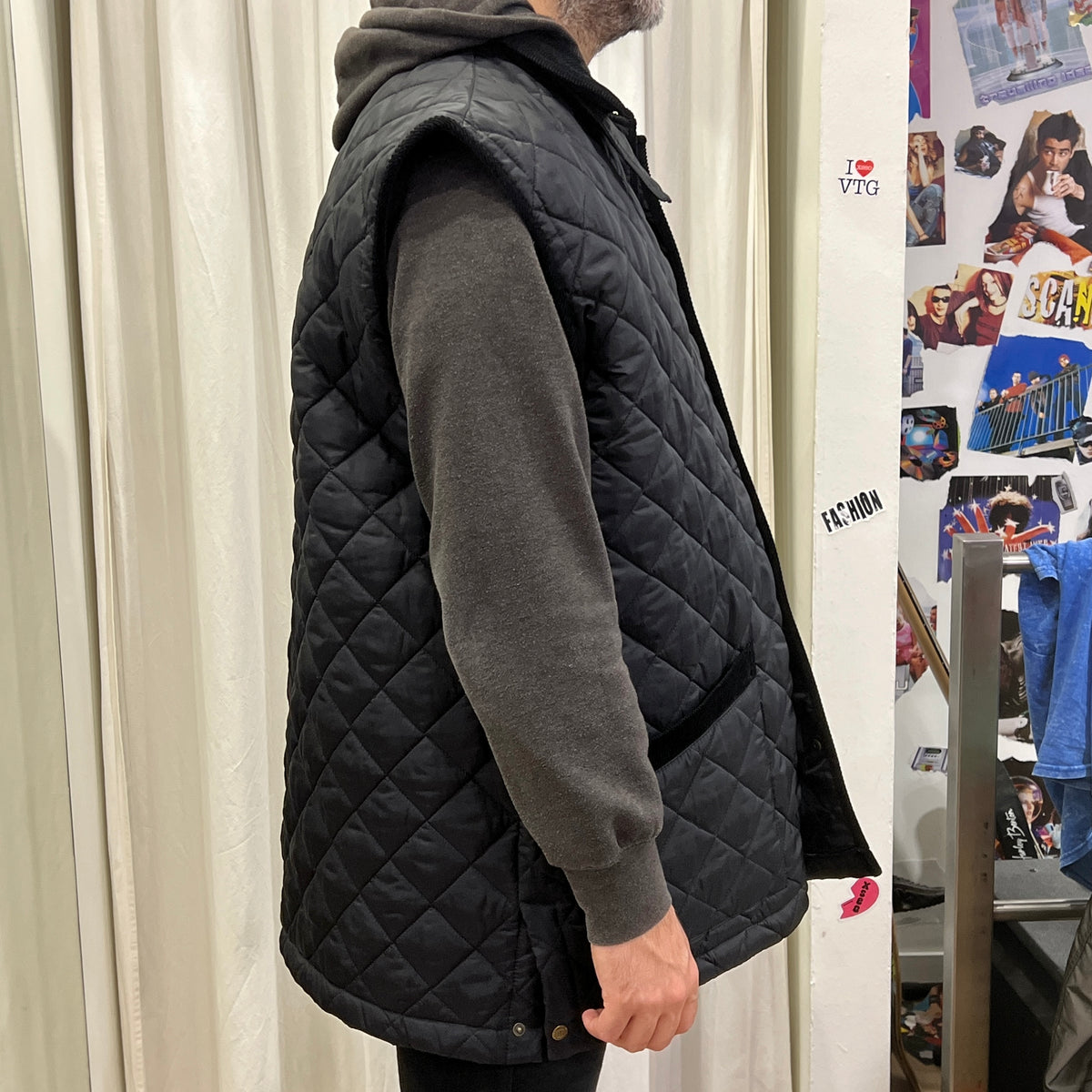 european project 00s black quilted vest with corduroy velvet collar
