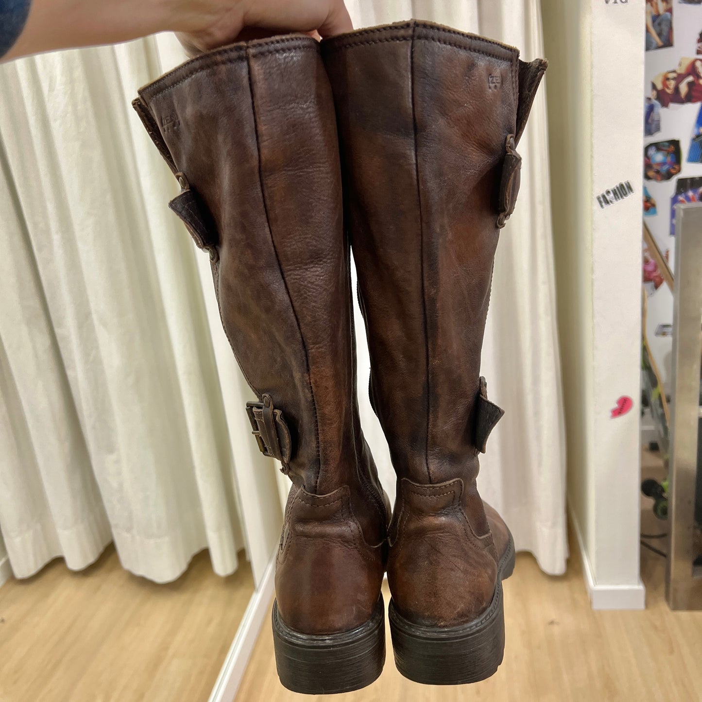 zen 00s brown leather knee high boots with buckles