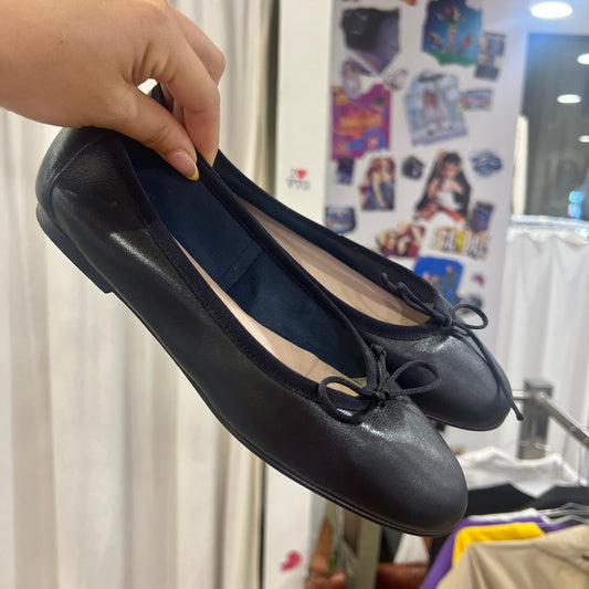 status navy blue ballet flats