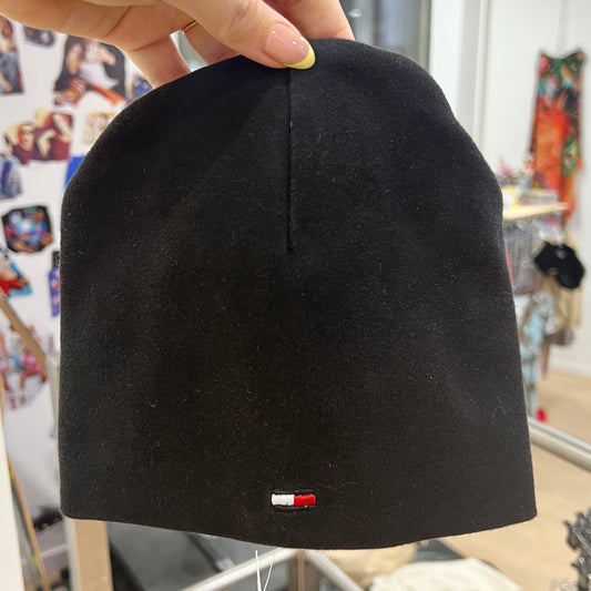 tommy hilfiger black beanie