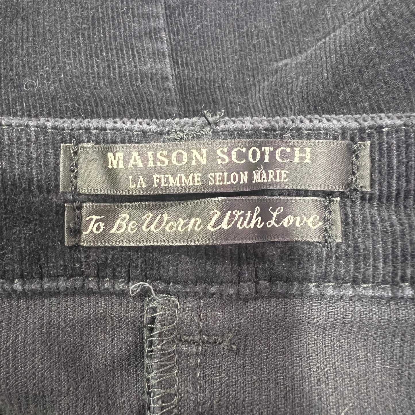 maison scotch '10s black corduroy velvet mini skirt