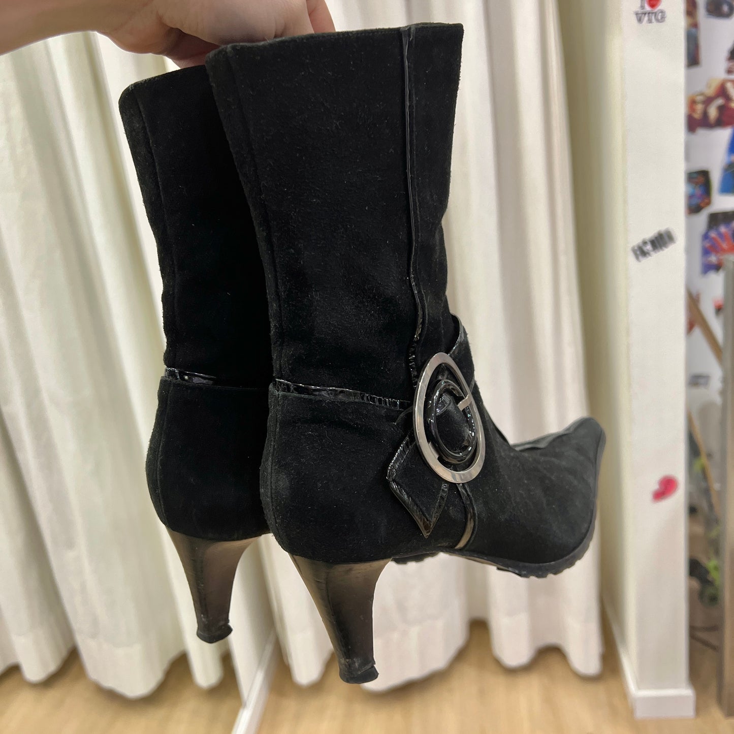 baldinini 00s black suede heel ankle boots with fur lining
