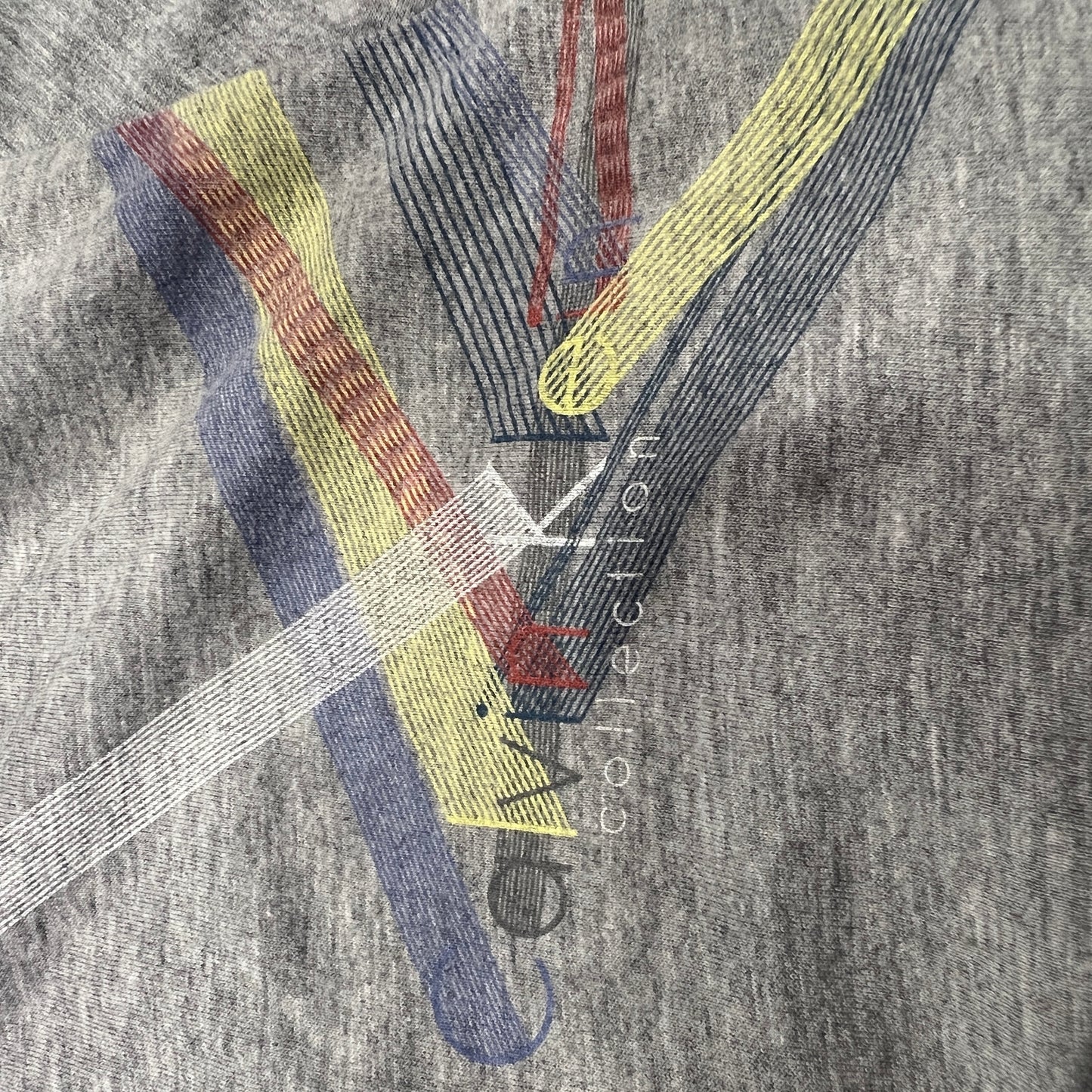 calvin klein 2010s grey tshirt with multicolor geometric logo