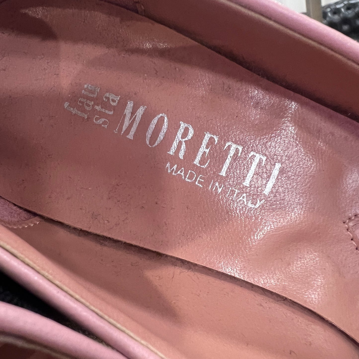 moretti 00s black pink kitten heel pointed-toe pumps with rose applique