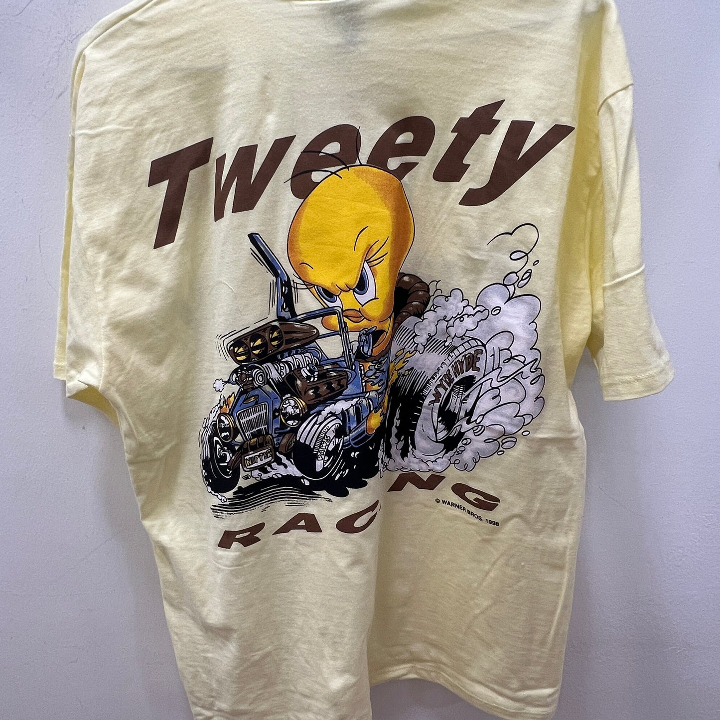 looney tunes 1998 pastel yellow tweety racing power tshirt
