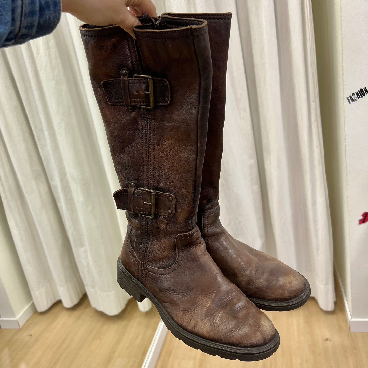zen 00s brown leather knee high boots with buckles