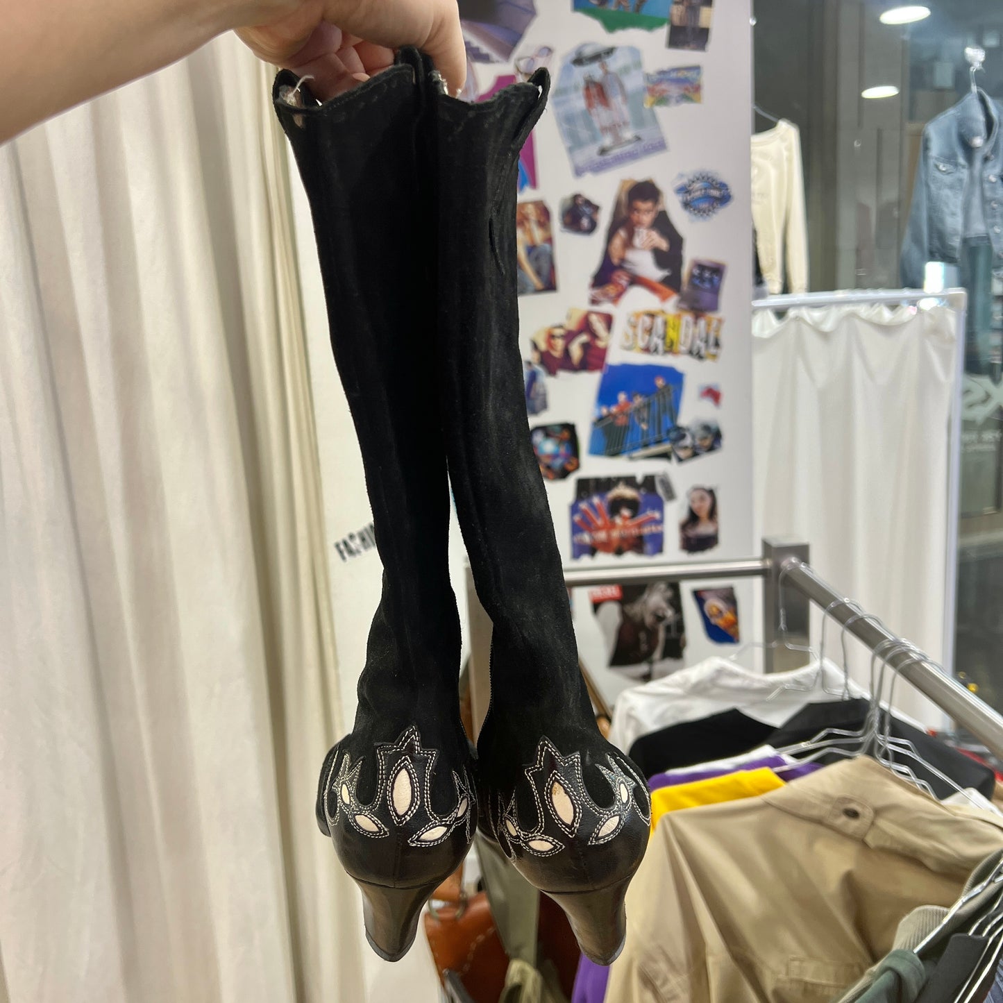 pane tulipani 00s black suede mid calf cowboy boots with white leather appliques