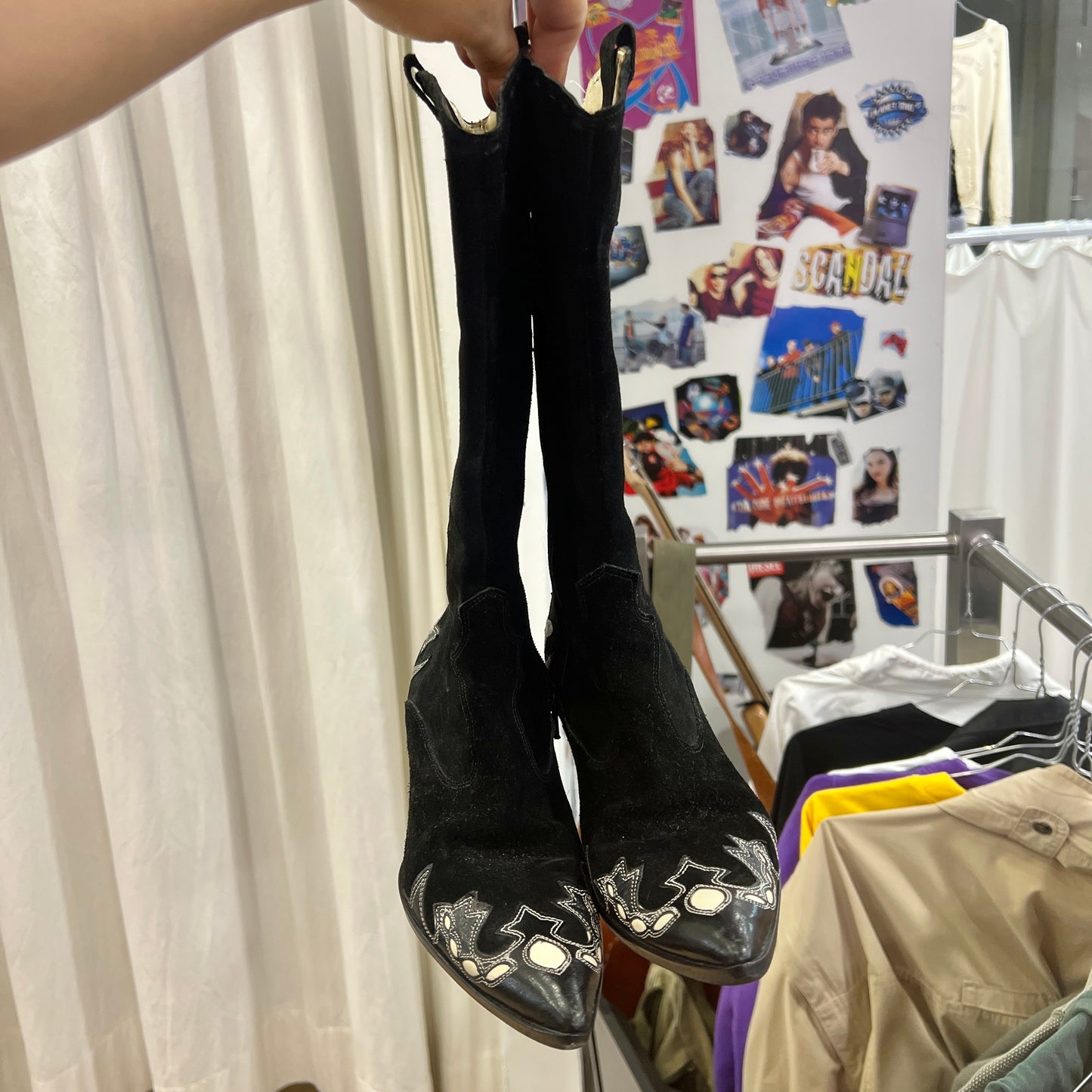 pane tulipani 00s black suede mid calf cowboy boots with white leather appliques