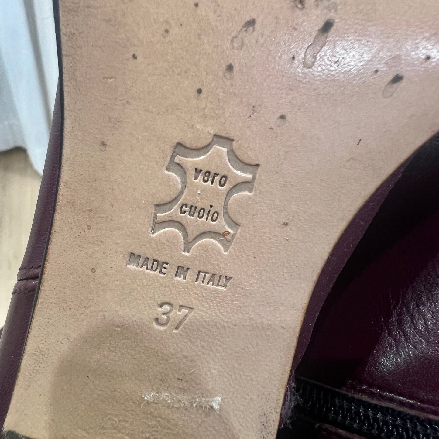 iacopini 00s burgundy leather square tip chunky heel ankle boots