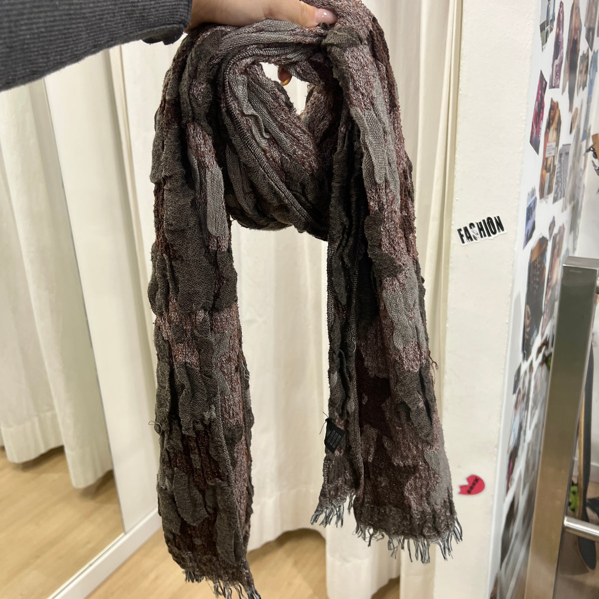 grey burgundy scarf with star print and fringes