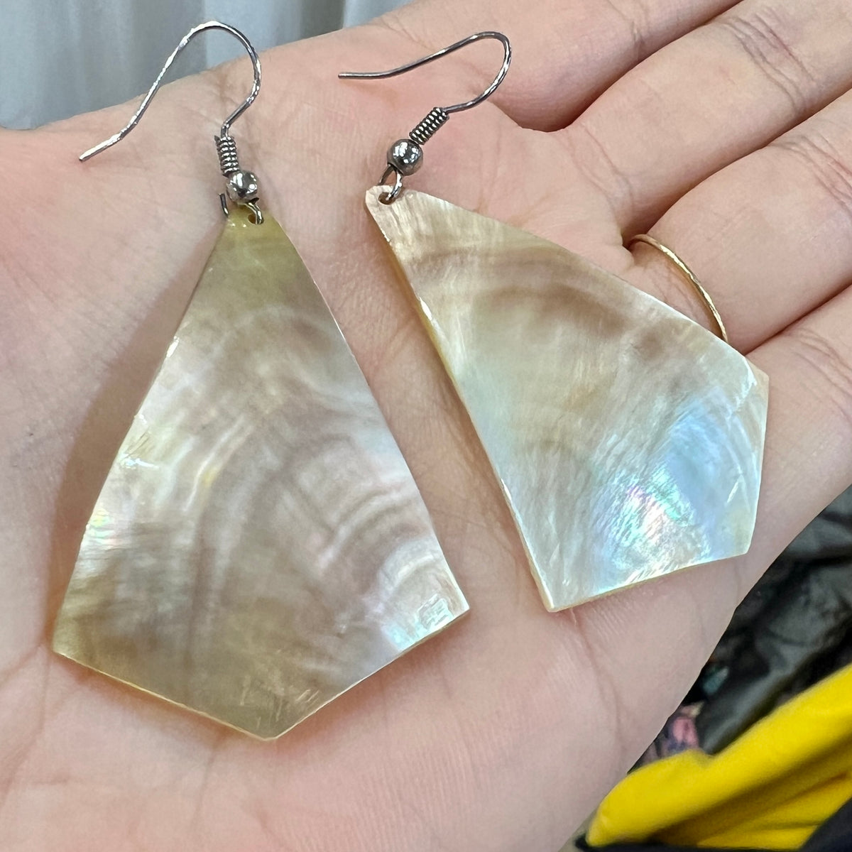 mother pearl geometric pendant earrings