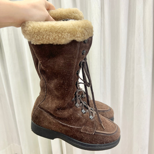 00s brown suede lace up boots with fur trim