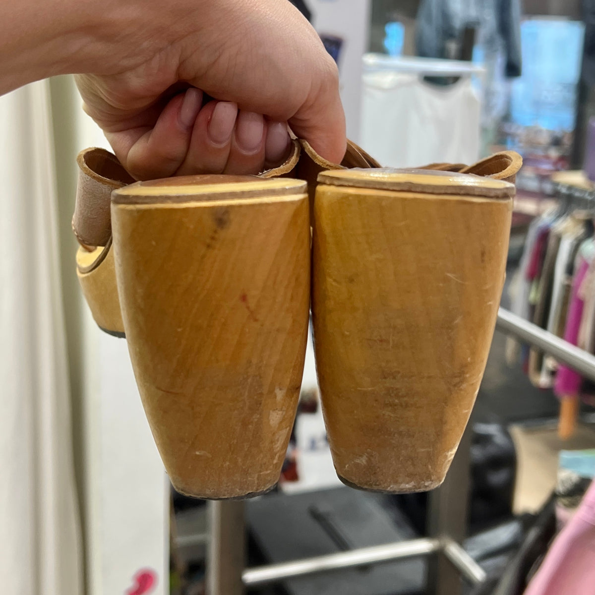 monn 00s brown leather wooden platform heels with butterfly