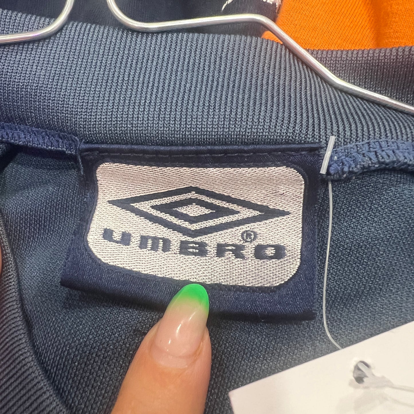 umbro 00s dark blue ribbed training tshirt