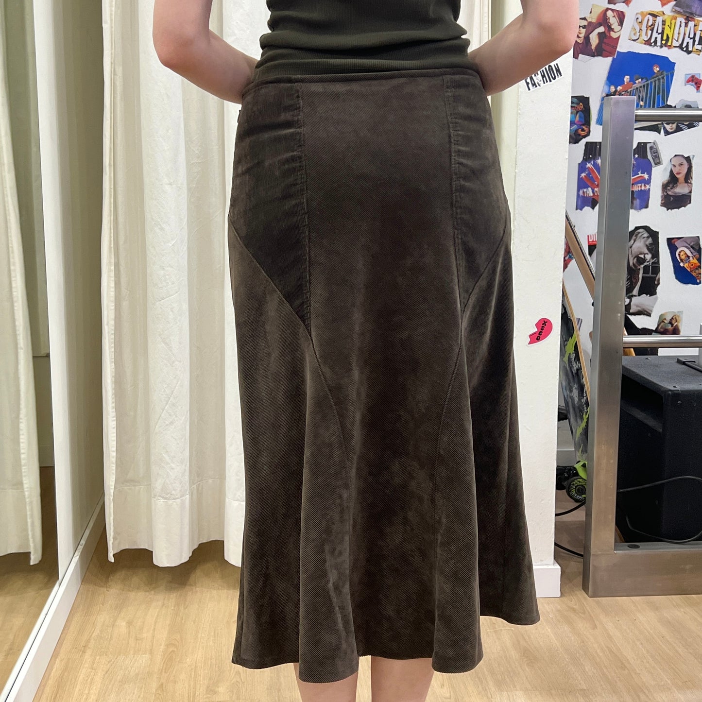 00s brown corduroy velvet bell midi skirt