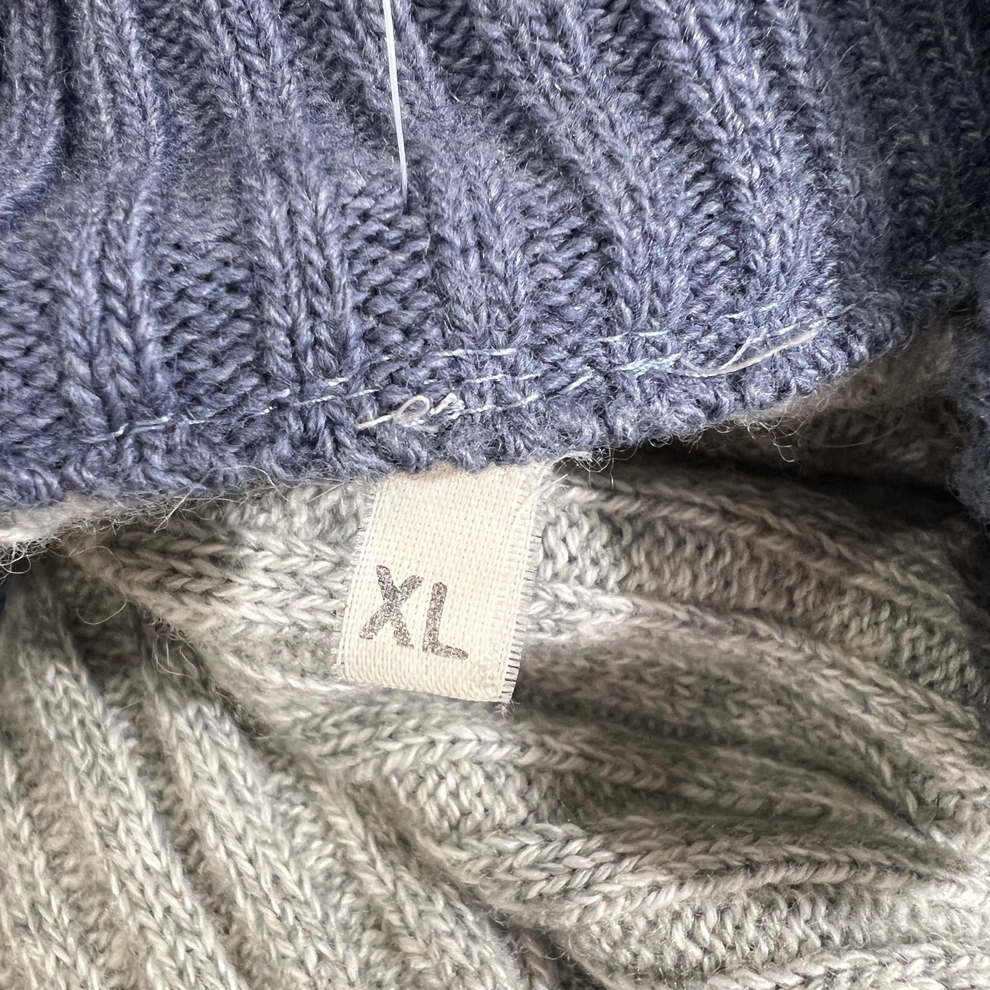 00s light grey ribbed wool zip up sweater