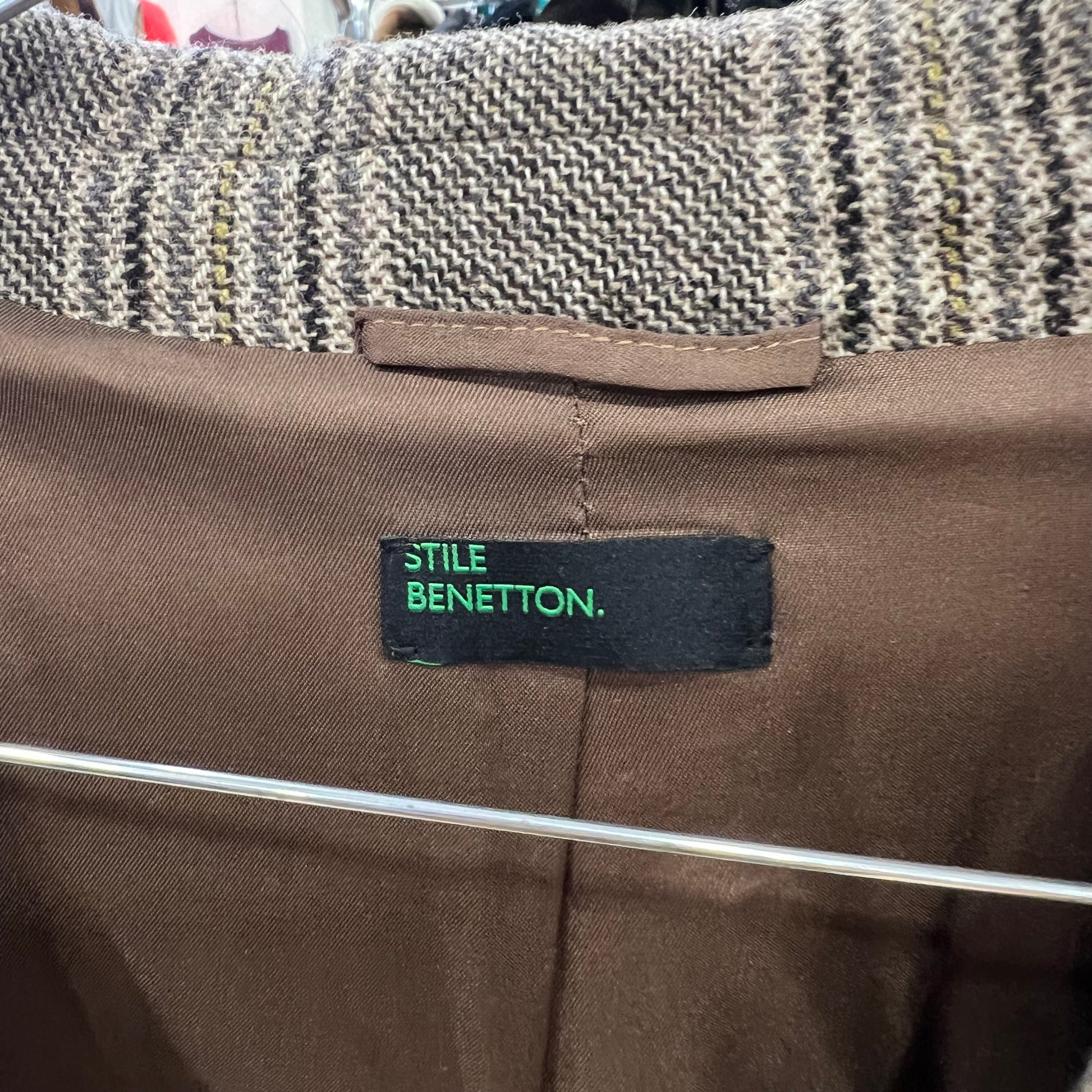 Brown fabric with a Stile Benetton label