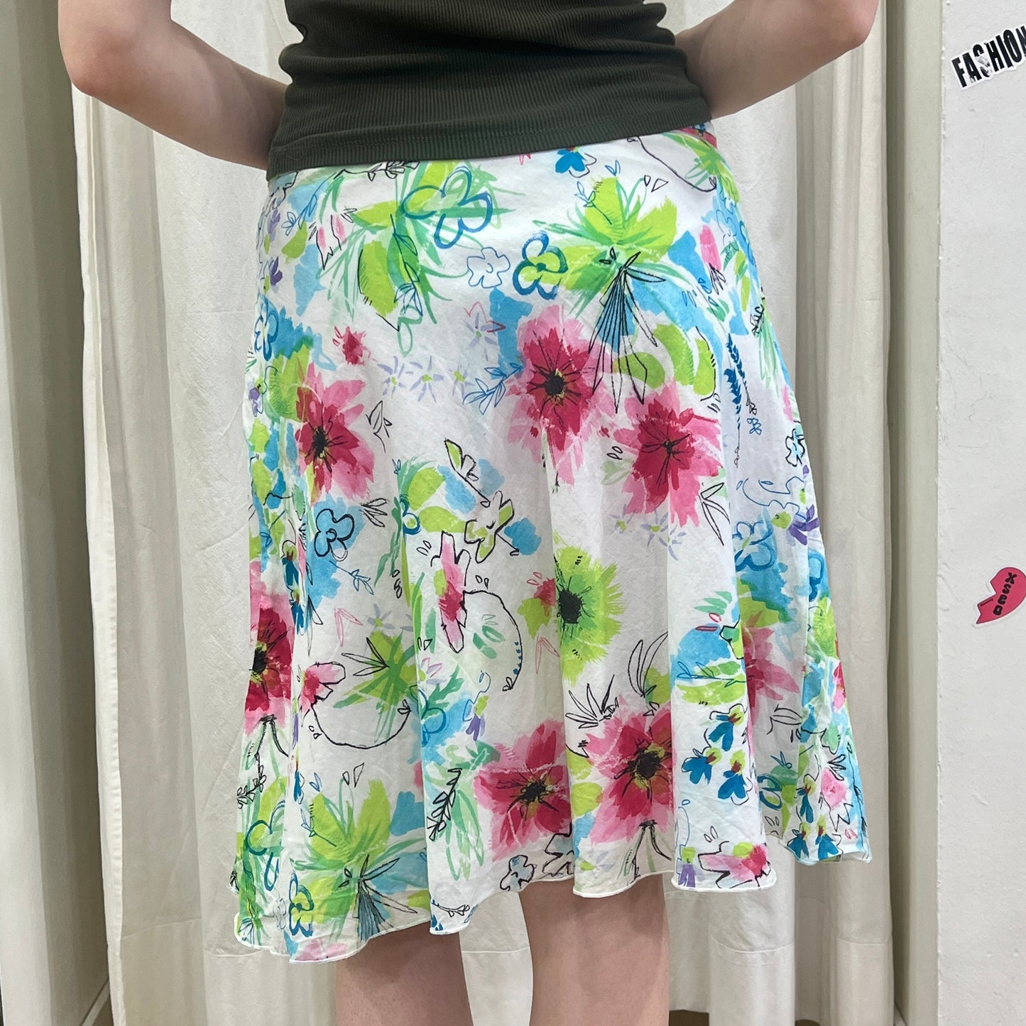stefanel 00s white low waist midi skirt with watercolor floral print