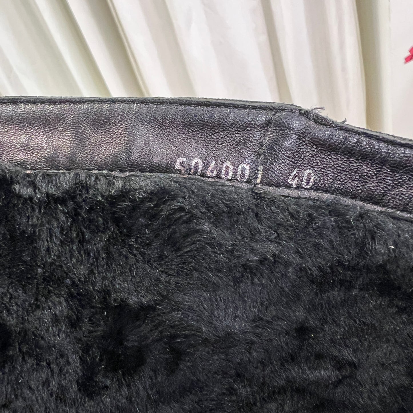 baldinini 00s black suede heel ankle boots with fur lining