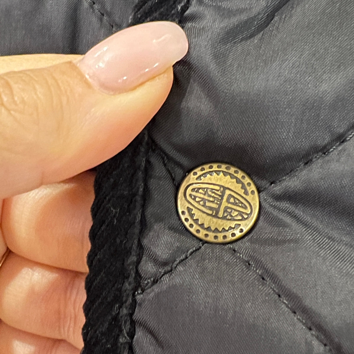 european project 00s black quilted vest with corduroy velvet collar
