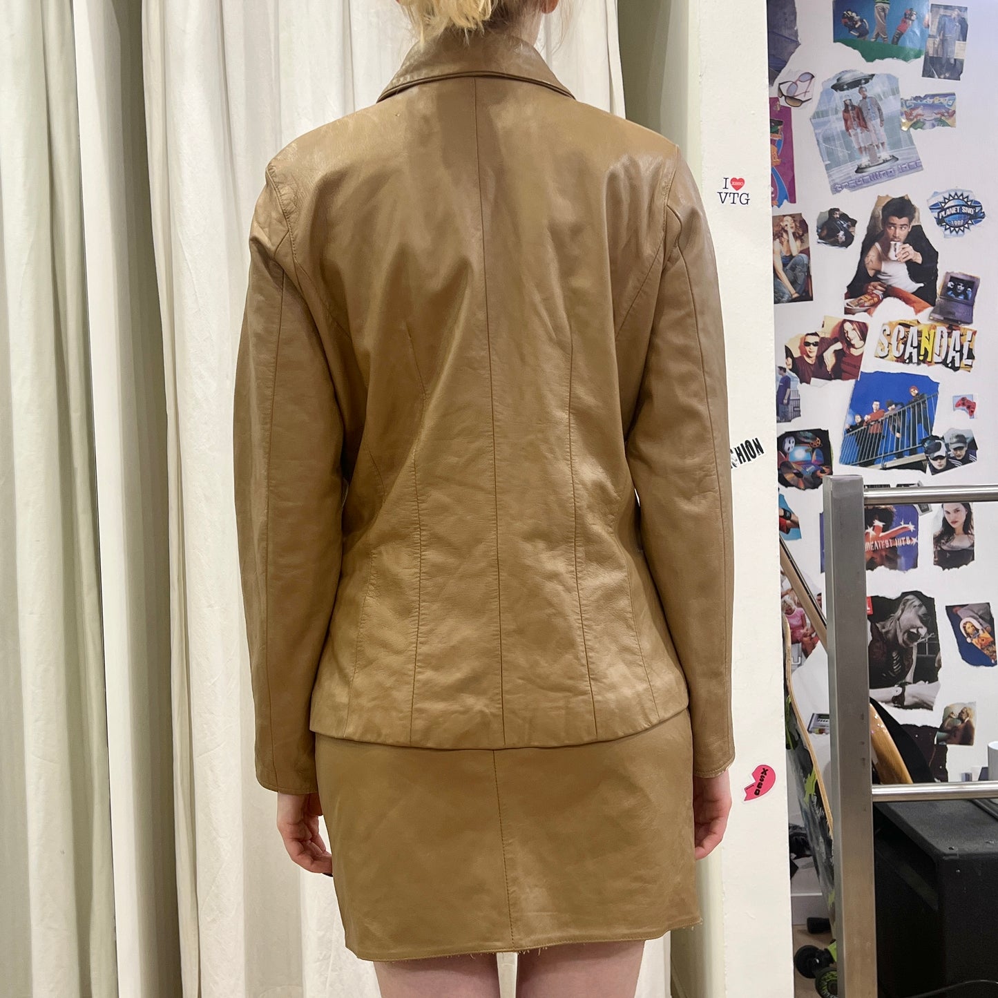 leather factory 00s tan leather zip up mini skirt suit