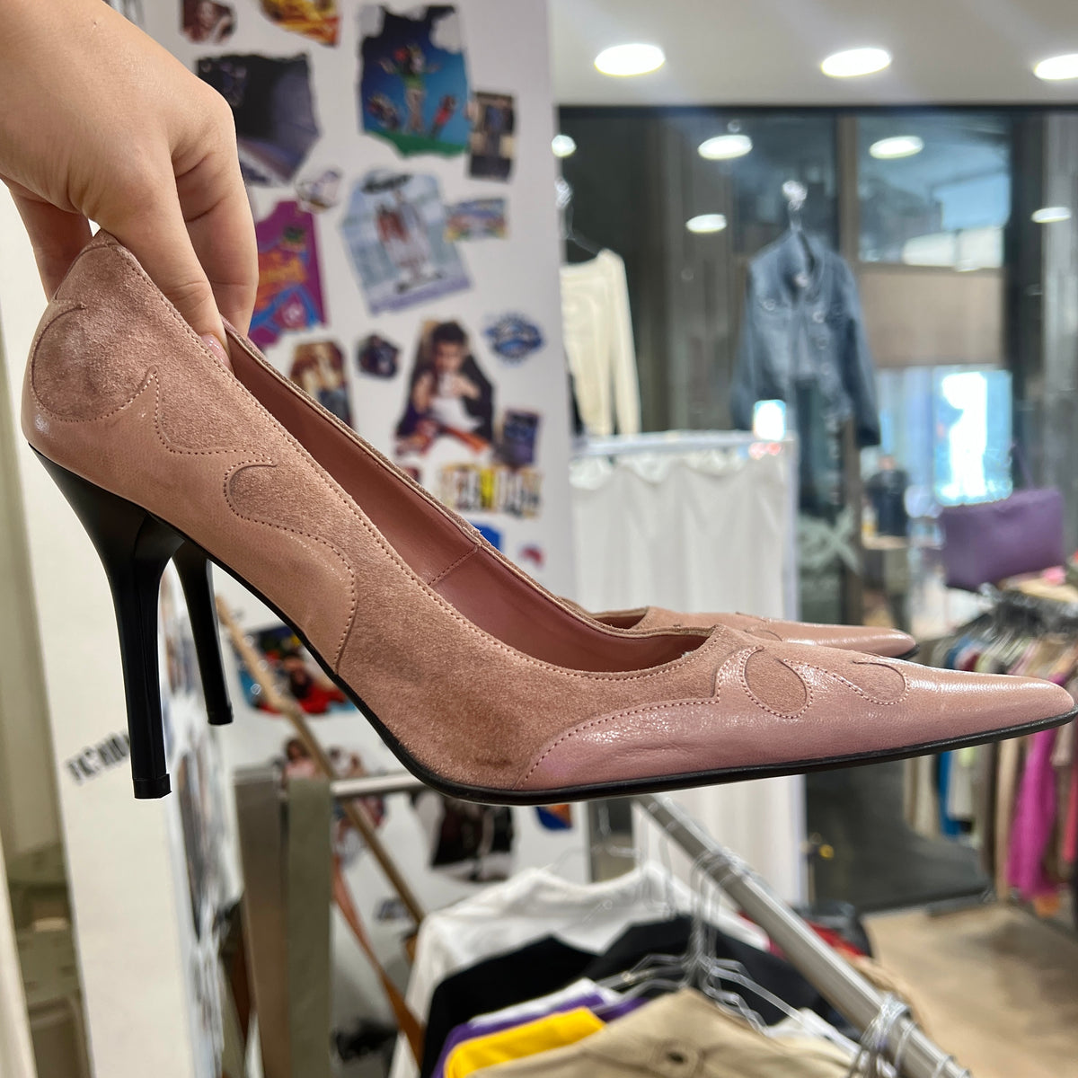 fausta moretti 00s dusty pink suede pointy heels