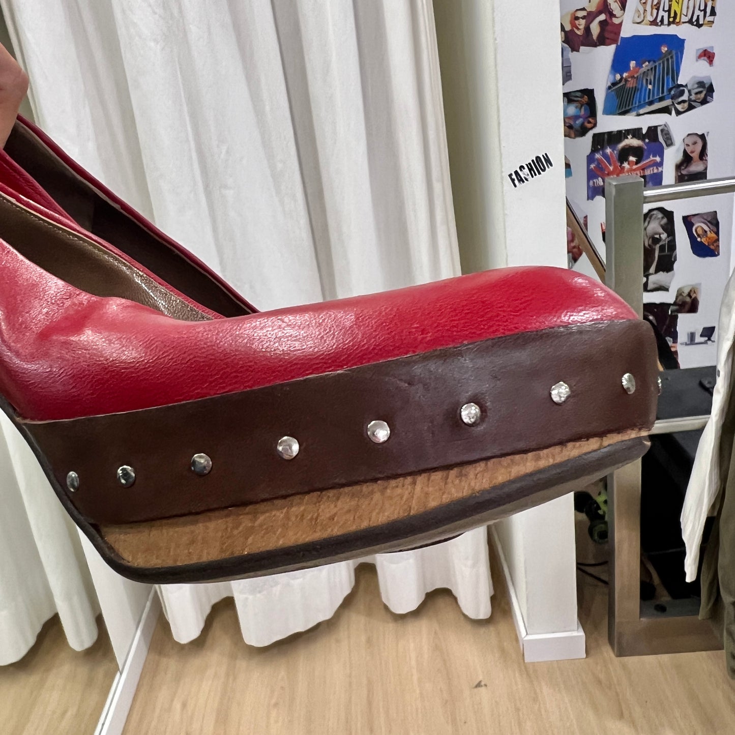 marni 00s red leather round tip with wood platform and studs