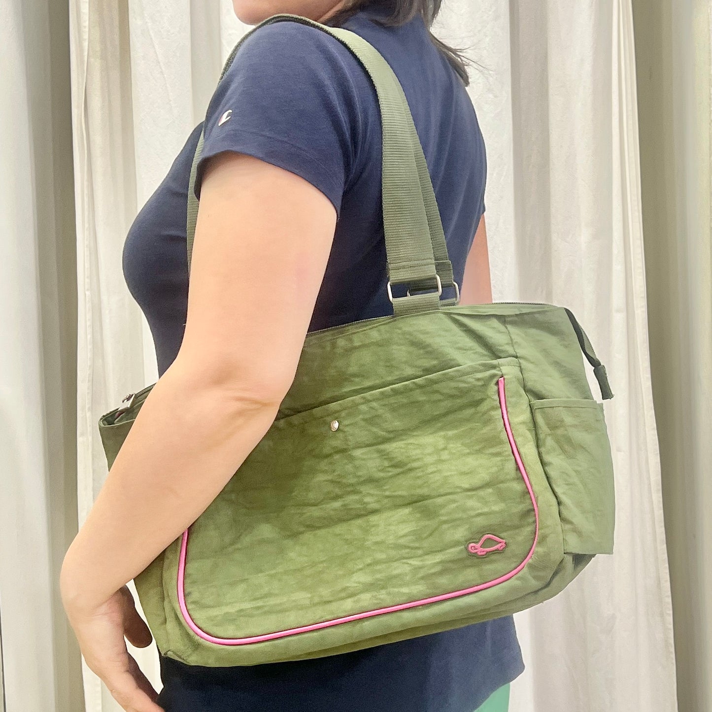 carpisa 00s army green technical canvas shoulder bag