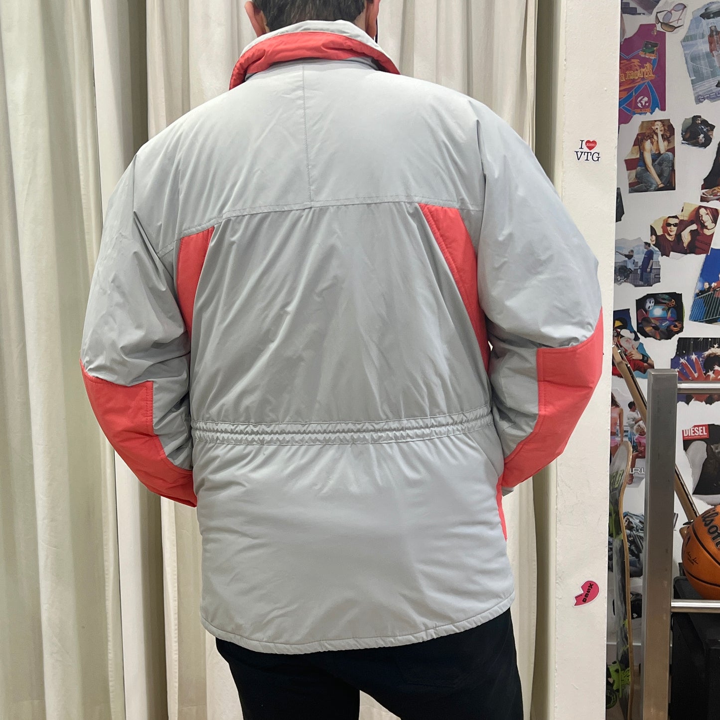 bailo 90s ice grey neon pink puffer coat