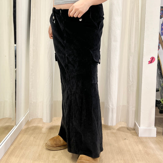 00s black corduroy velvet maxi skirt