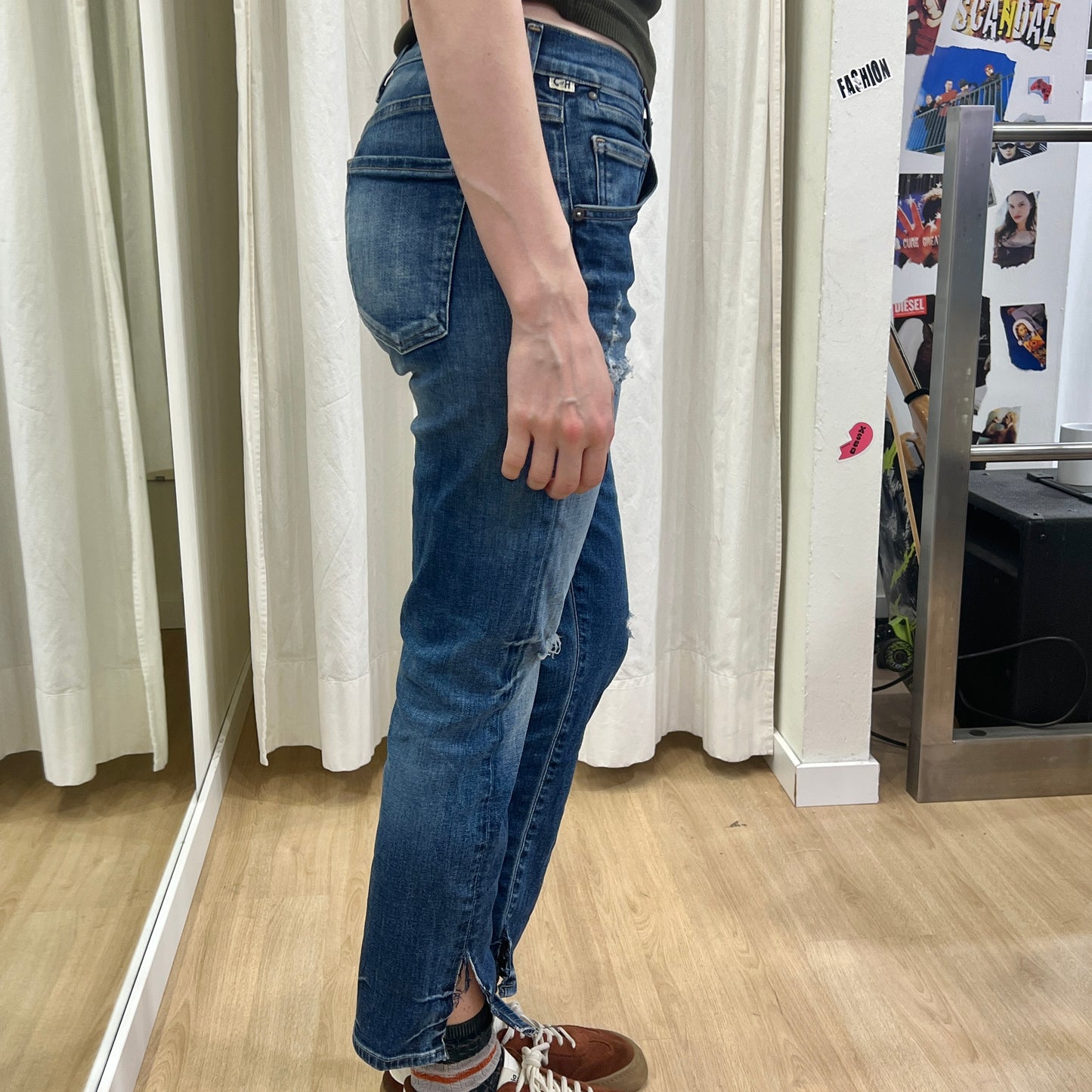 citizens of humanity 00s fitted mid waist jeans with distressed knees