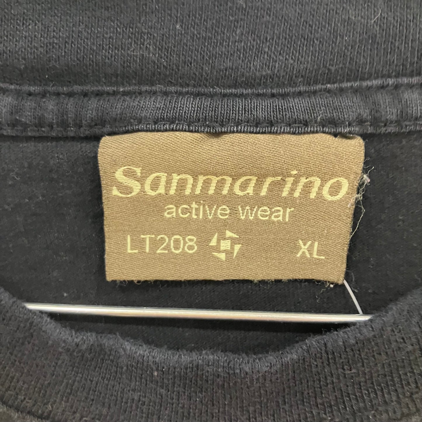 suzuki sanmarino black tee with white blue logo