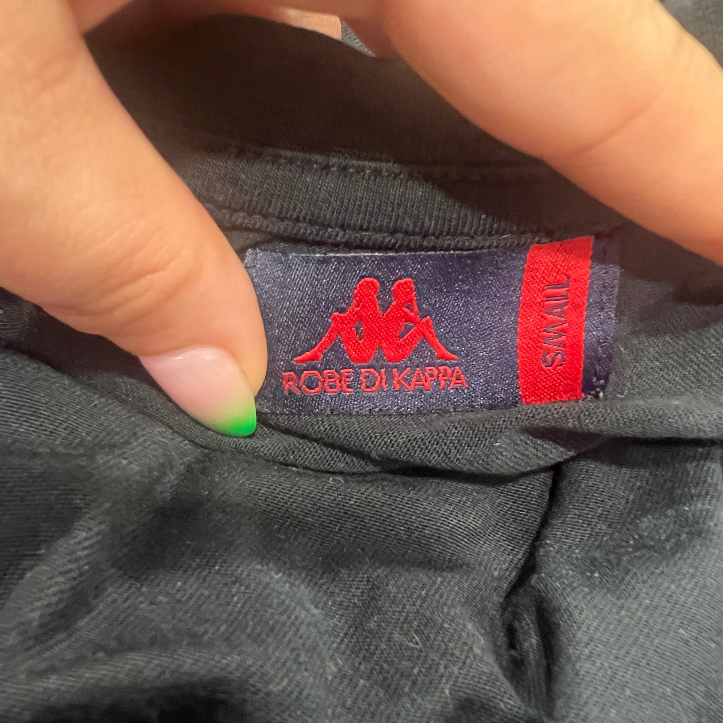 kappa 00s black v neck tshirt