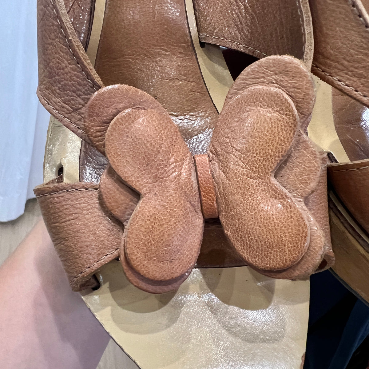monn 00s brown leather wooden platform heels with butterfly