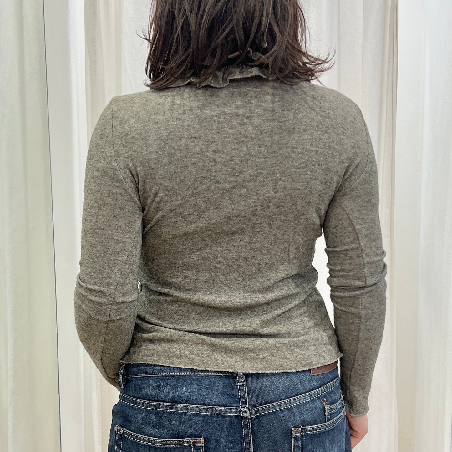 siste's grey wool front tie cardigan with ruffles