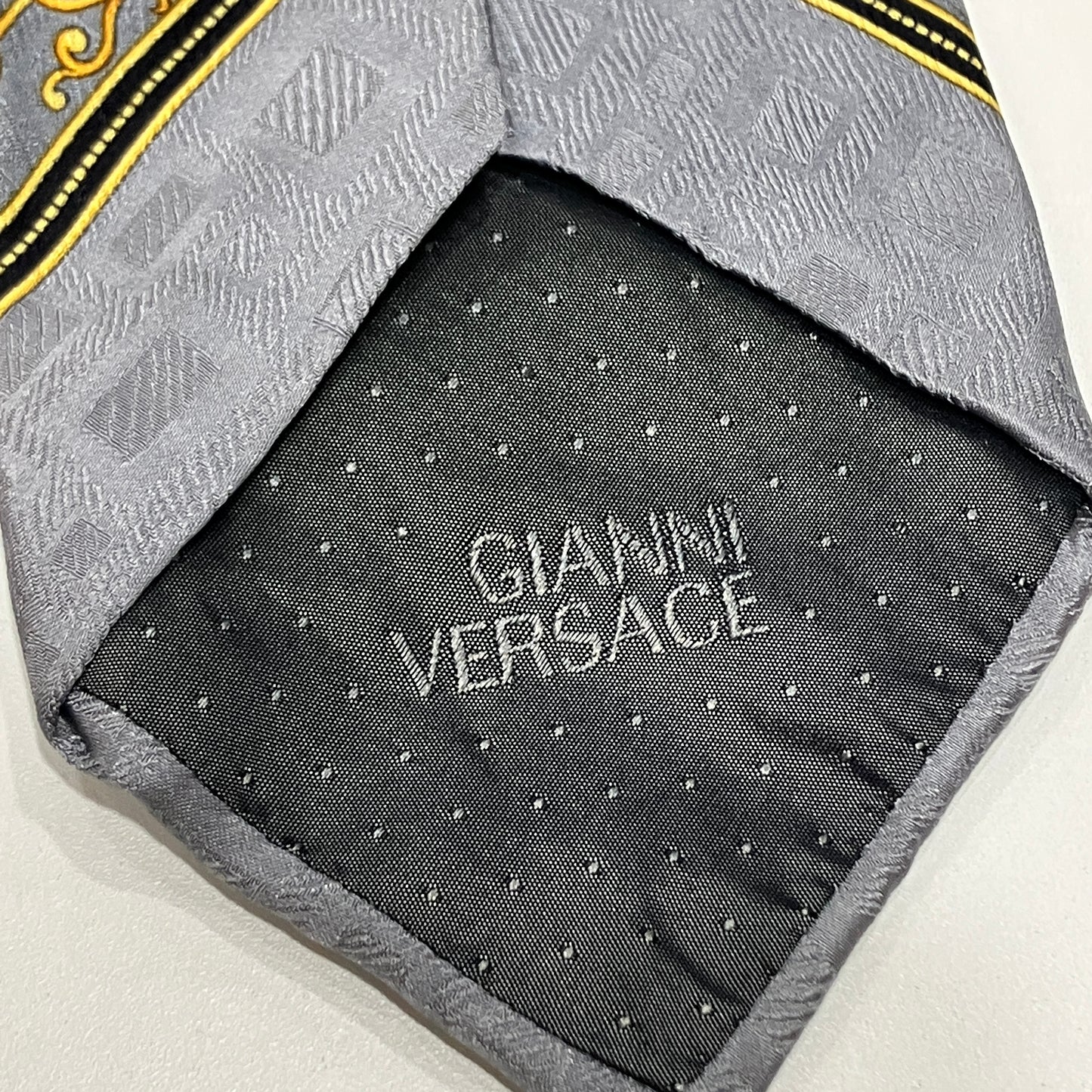 gianni versace 90s grey silk tie with gold baroque geometric print