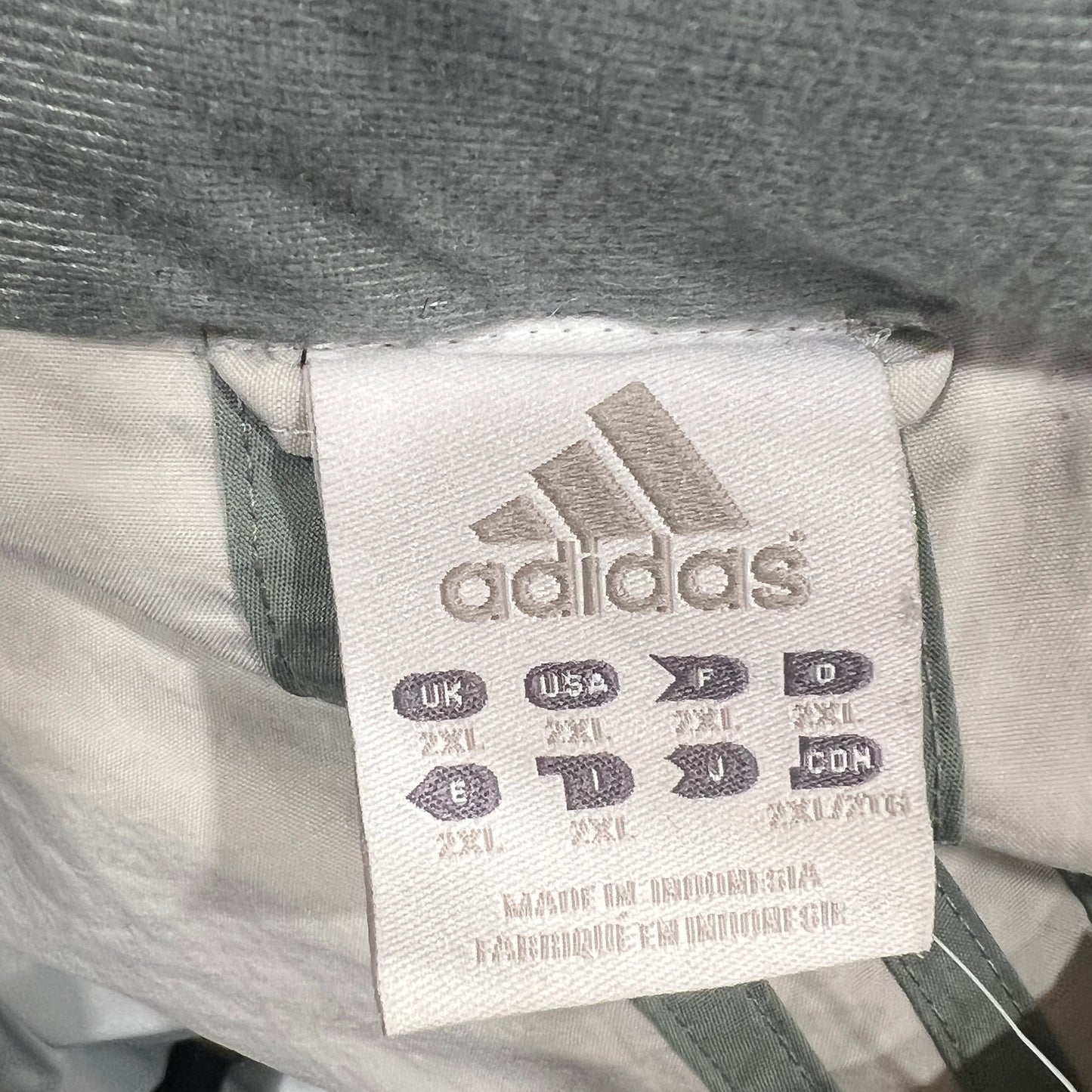 adidas 00s grey colorblock puffer jacket