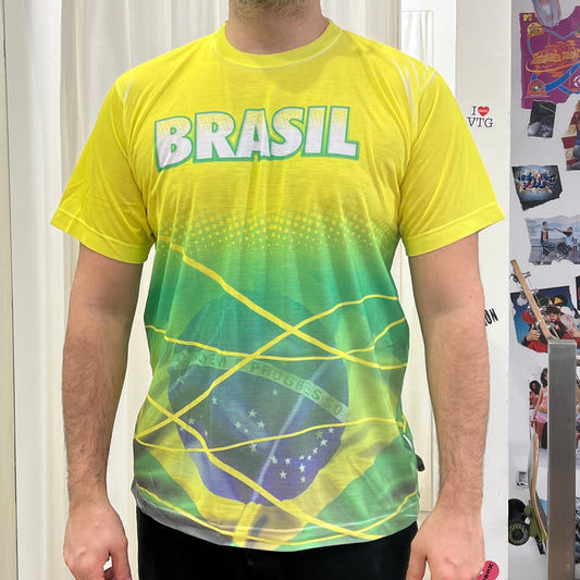 trilha d'aqua 00s green yellow brasil tshirt